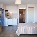 Creole 4*